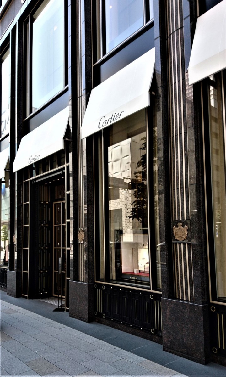銀座本店は別の場所