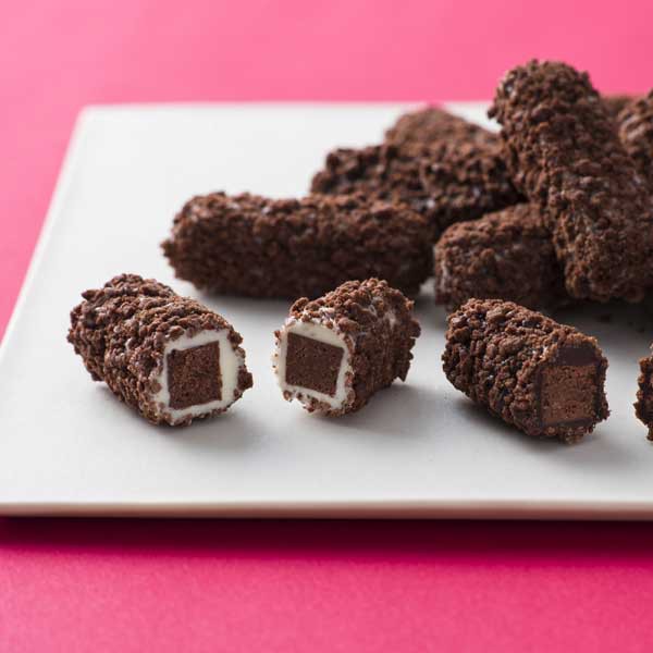 サクサク食感が楽しいチョコレートスイーツ
