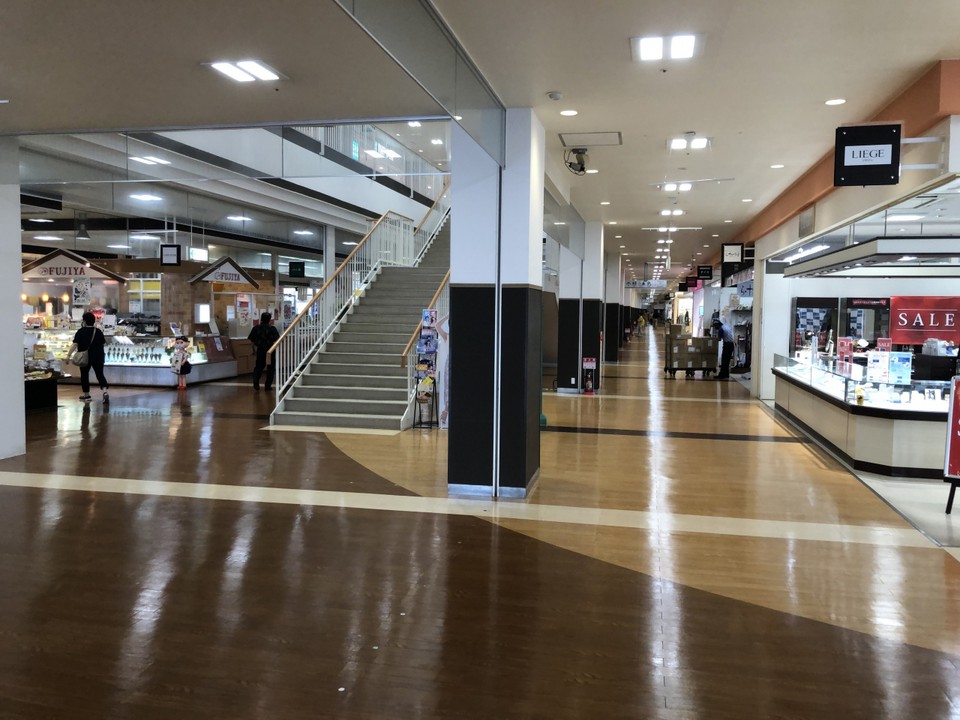 広々した感じがする1階