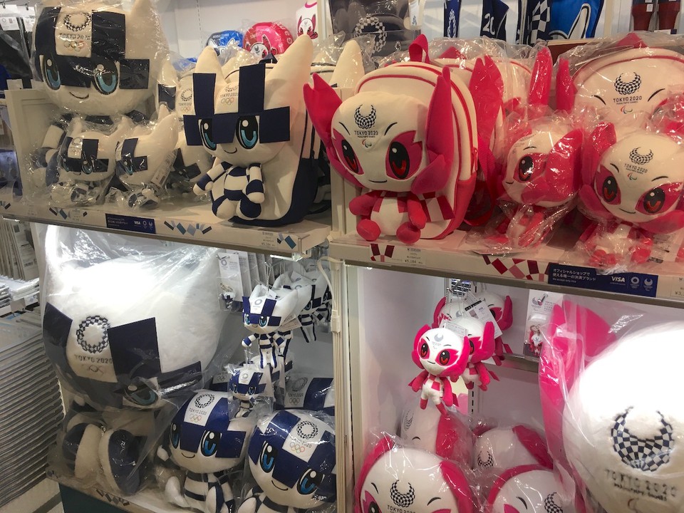 オリンピックのマスコットのグッズ