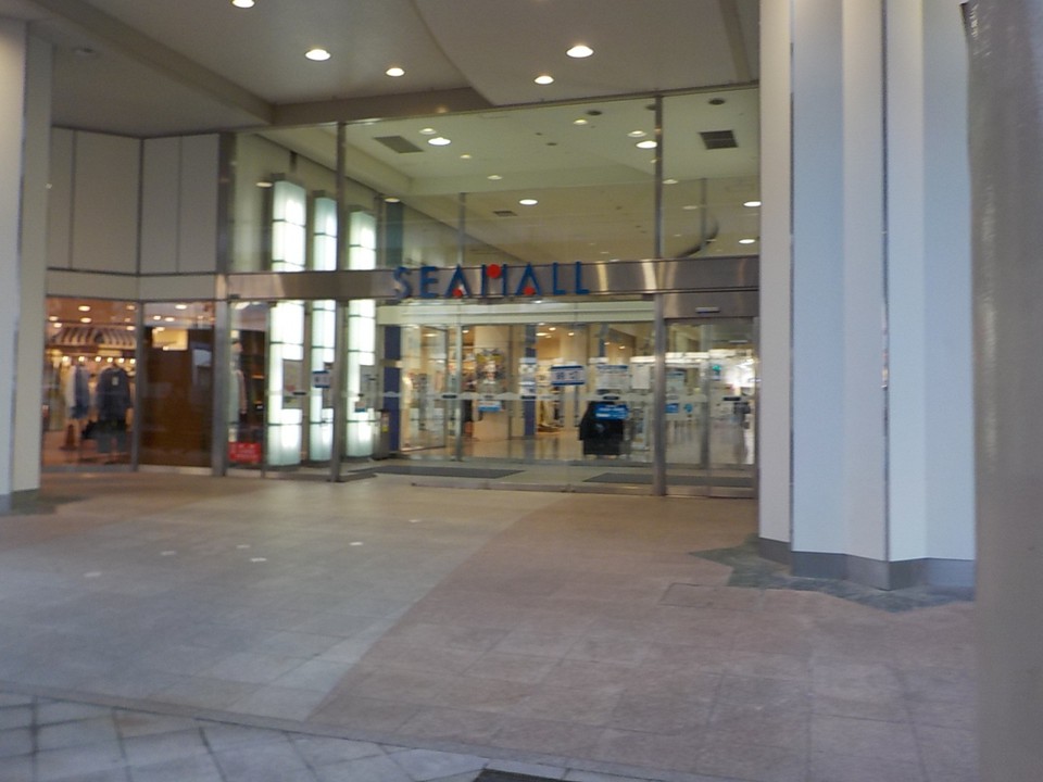 下関シーモール入口
