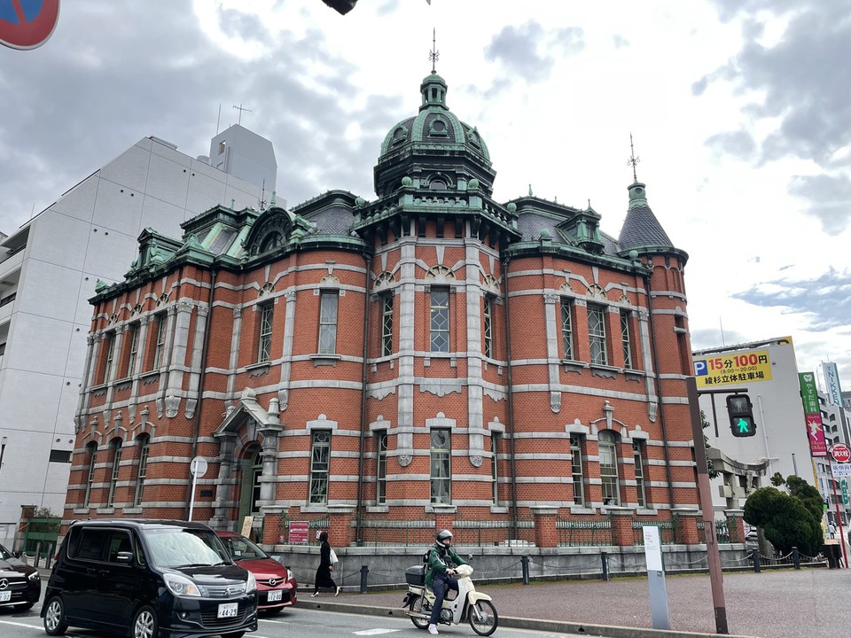 歴史ある赤煉瓦の建物がステキな文化館の外観