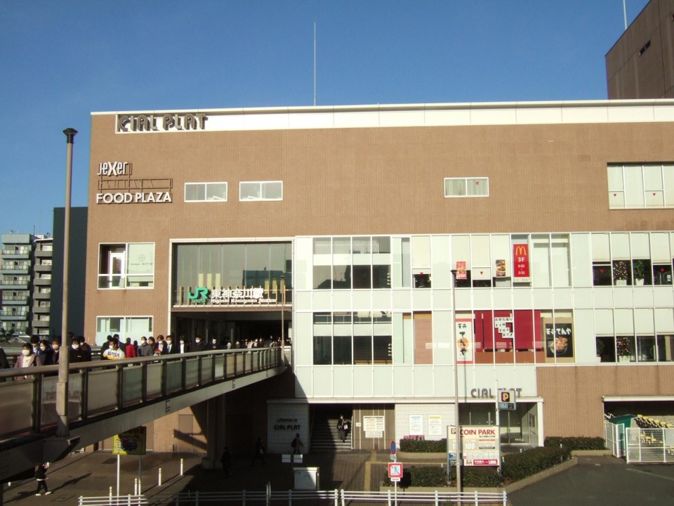京急の上り改札にも直結しています