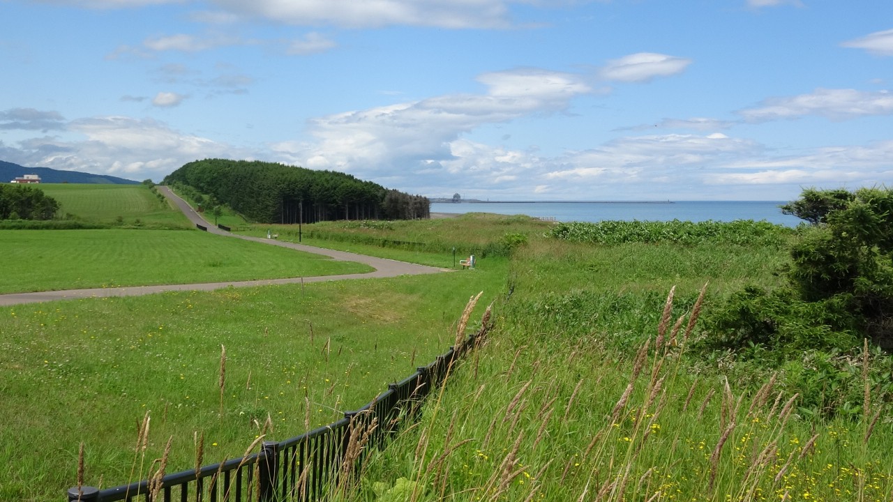 ランニングロードとオホーツク海