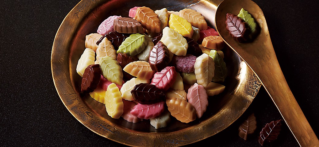 葉っぱの形の小さなチョコの「リーフメモリー」の画像。