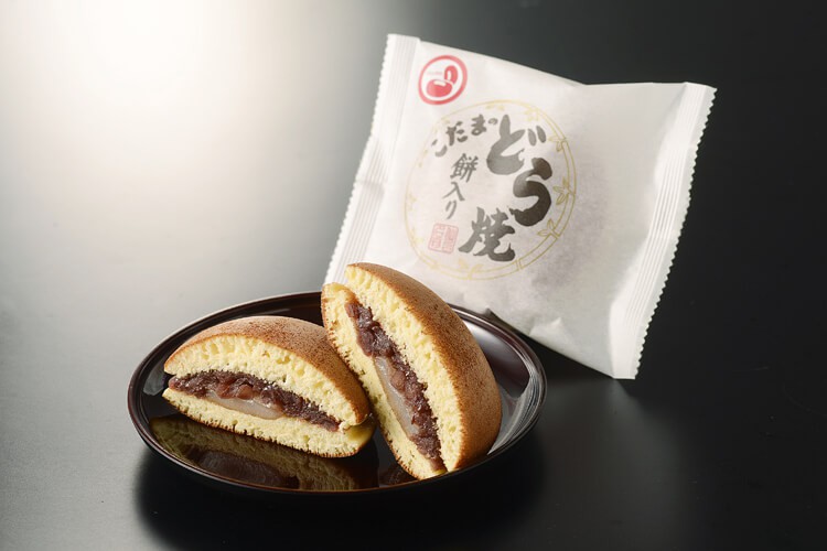ふわふわ生地と濃厚あんこが絶品のどら焼き
