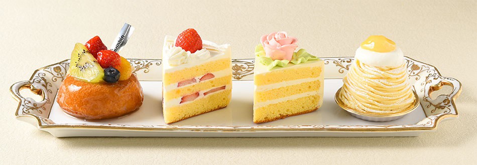 コロンバンの複数のケーキ画像。