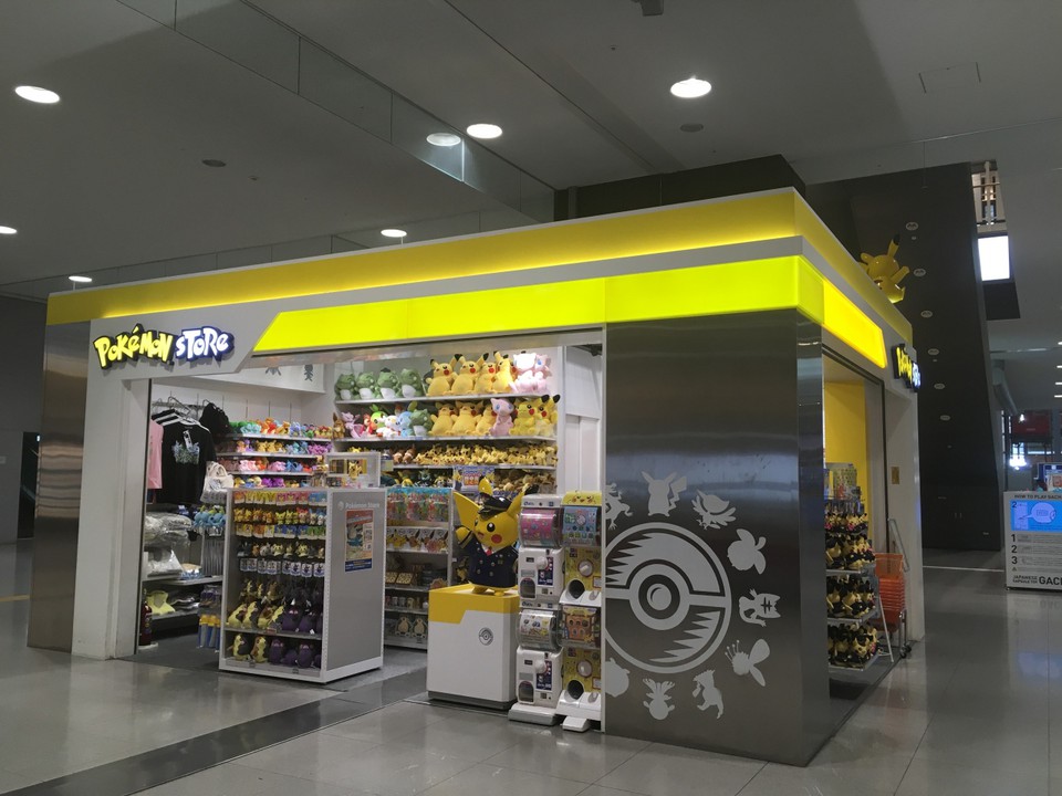 スタバの斜め向かいにあります。