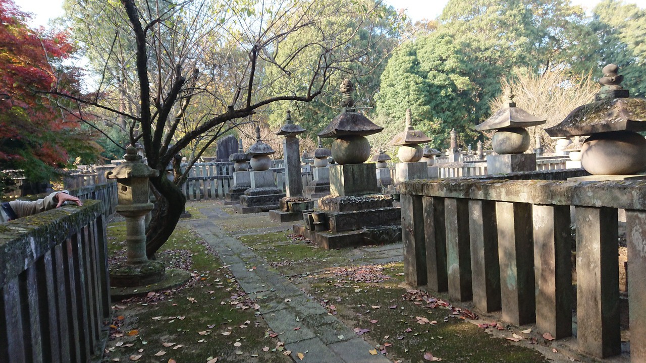 松平家の墓