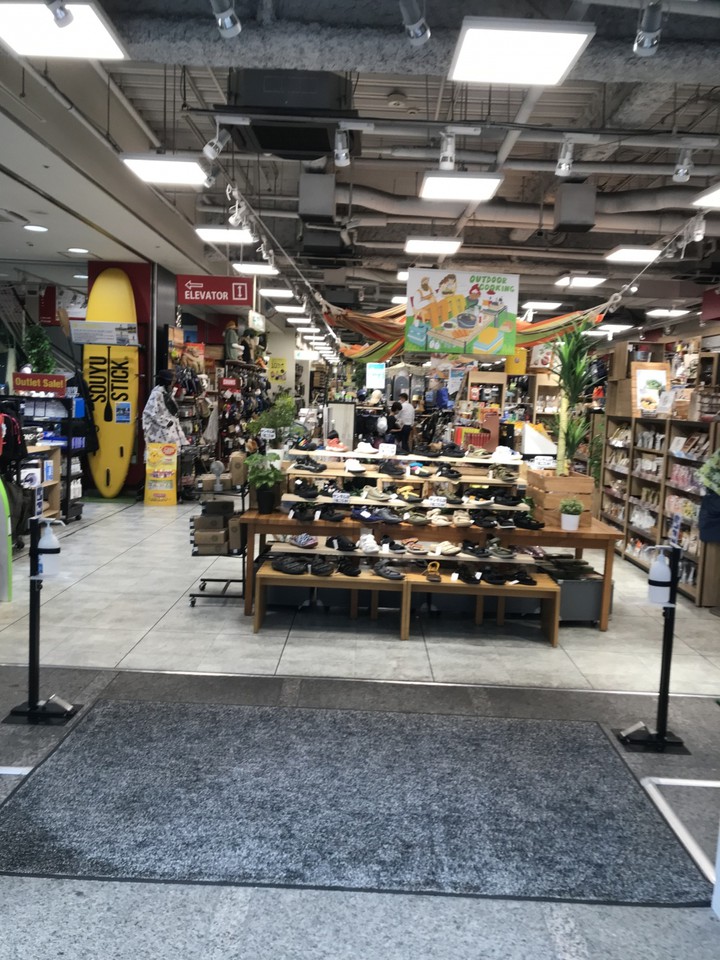 広々とした1階売り場