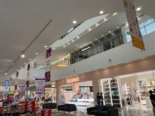 多くの店舗が出店しています。