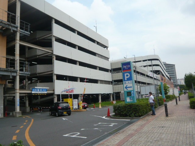 京浜東北線沿いには、立体駐車場があり、朝早くから利用可能です