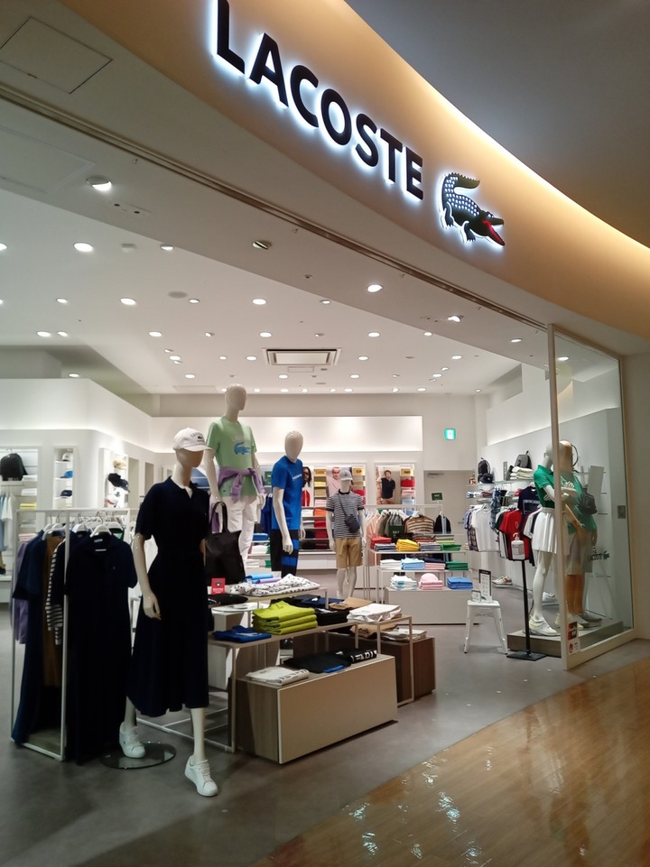 LACOSTE (ダイバーシティー東京プラザ店)