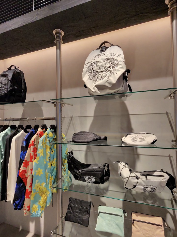店内の売り場
