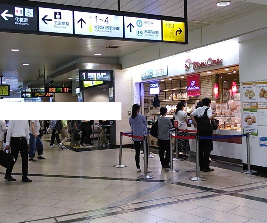 スイーツ店の行列も以前と比べると少し減った感じでした
