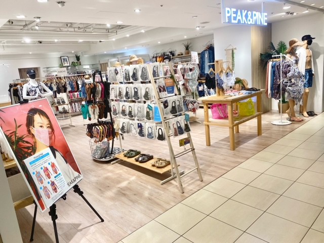 Peak Pine 横浜モアーズ店 横浜 水着 Pathee パシー
