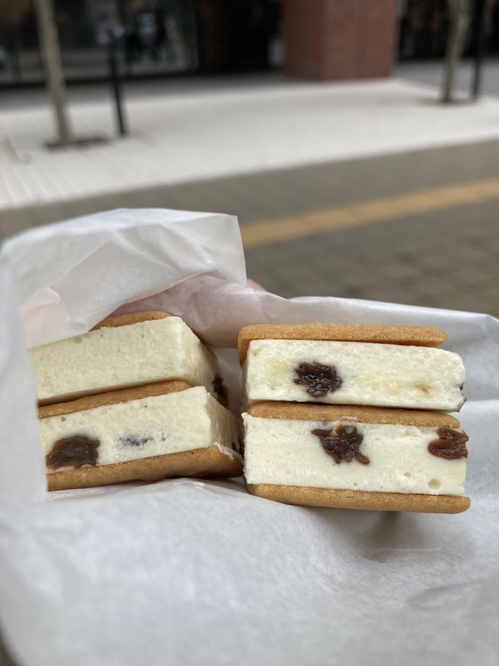 札幌本店限定のアイス