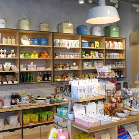 Détour à Bleuetの店内