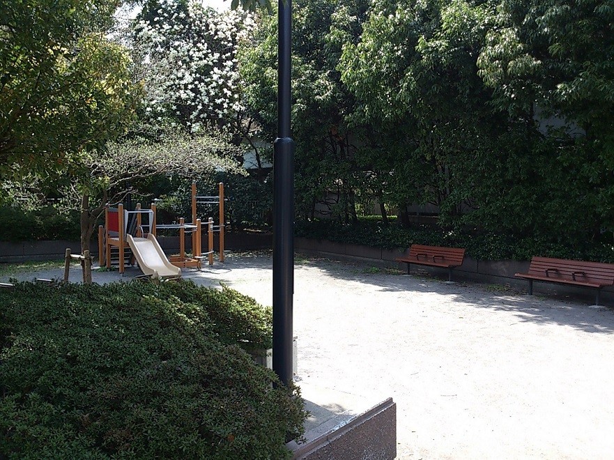 狭いけど多目的広場