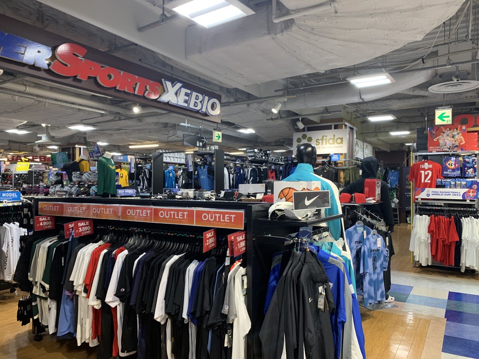 スーパースポーツゼビオ川崎ルフロン店の店内