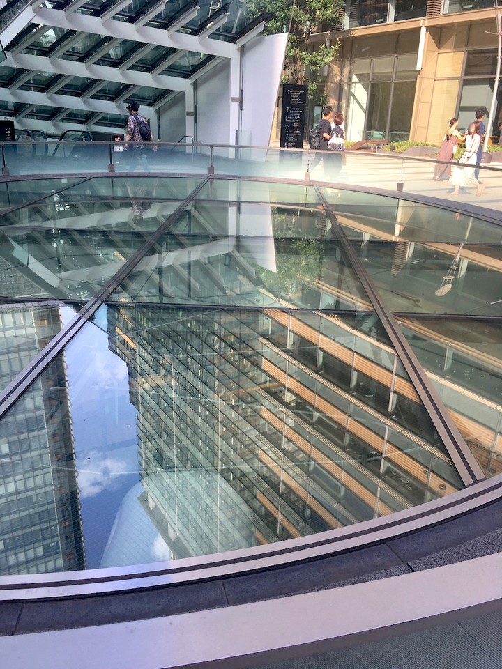 地下通路の天窓