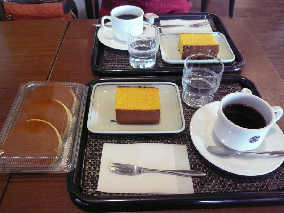 カフェでカステラセット！