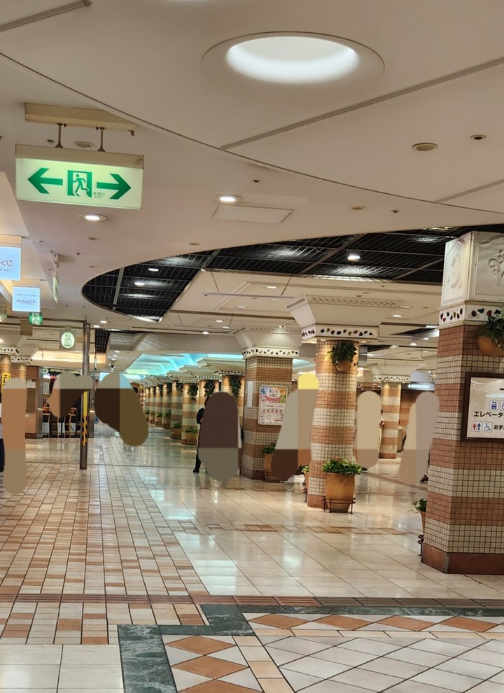  アベノ地下街の画像。