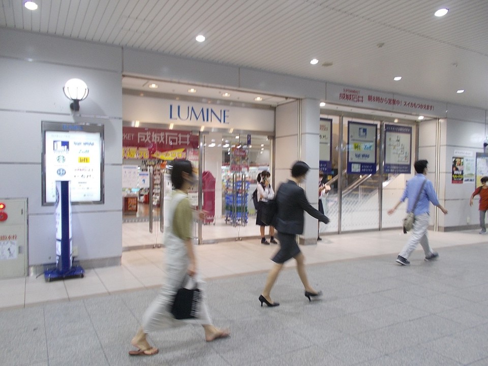 駅の改札口からの景観です。