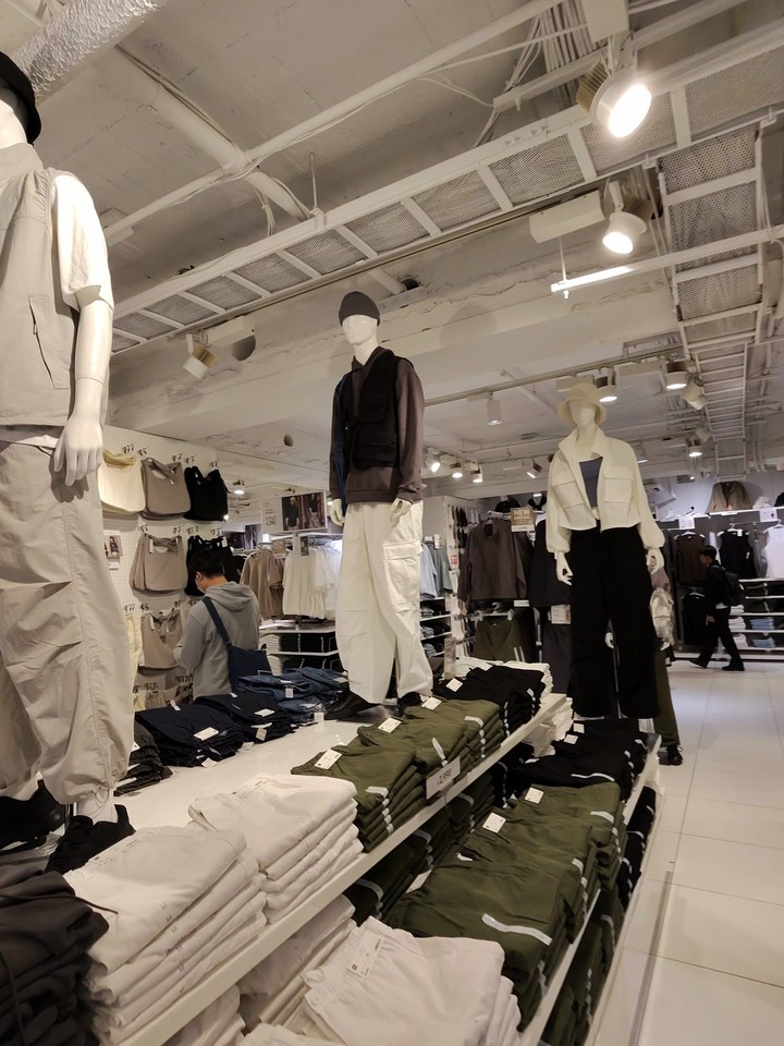 GUの店内の売り場