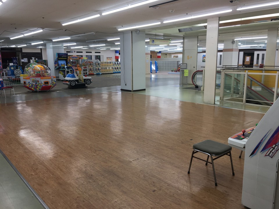 ゲーム留守フロア