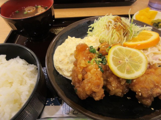 食事も