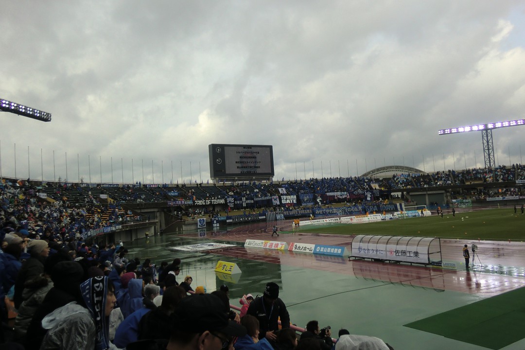 立派なスタジアムなのだ