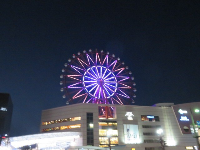 夜のアミュランです