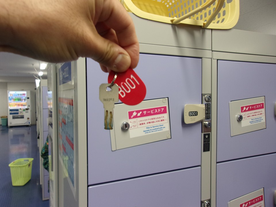 取り出せるロッカーもあります。