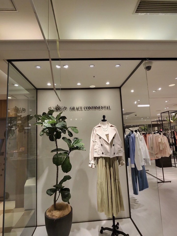 GRACE CONTINENTALの店舗の外観