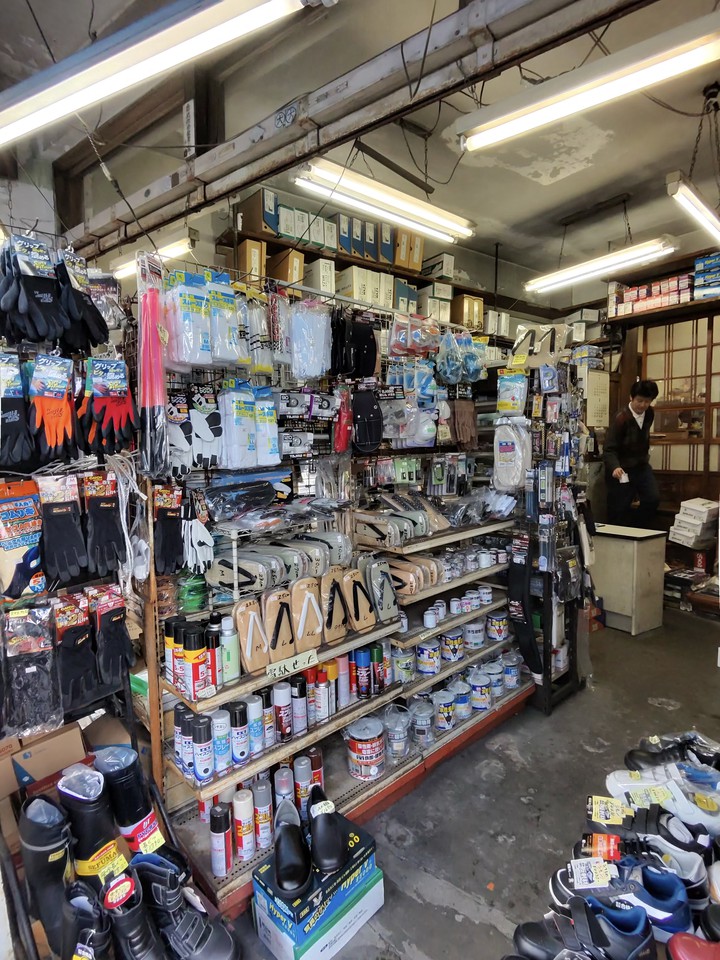 菊屋の店内の売り場