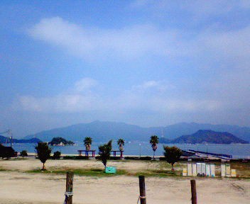 公園の高台から見た瀬戸内海です。