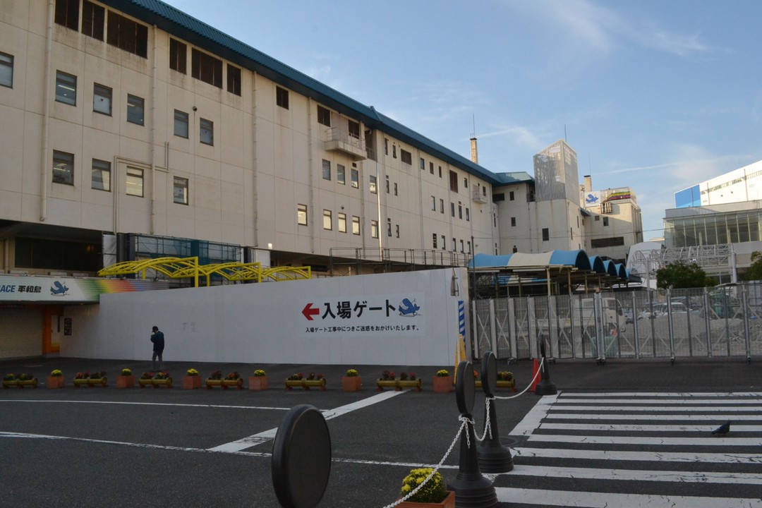 建築工事中