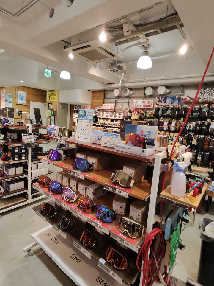 ムラサキスポーツの店内の売り場の様子