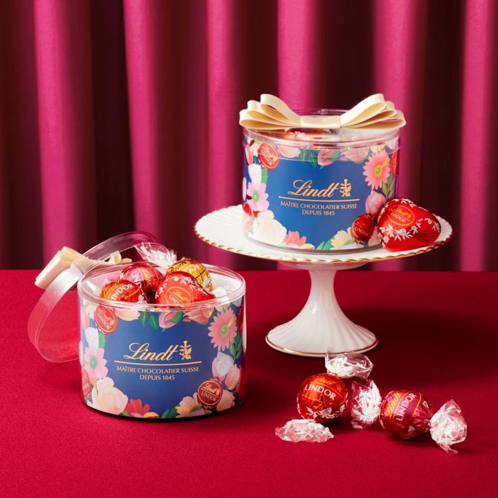 バレンタインにぴったりの華やかなチョコレートギフト
