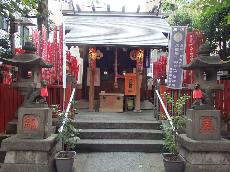千代田稲荷神社拝殿