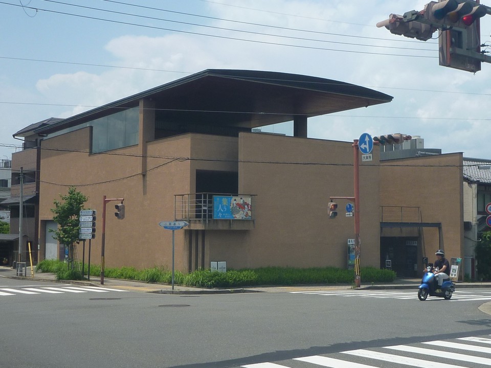 思っていたよりもコンパクトな建物に見えました。