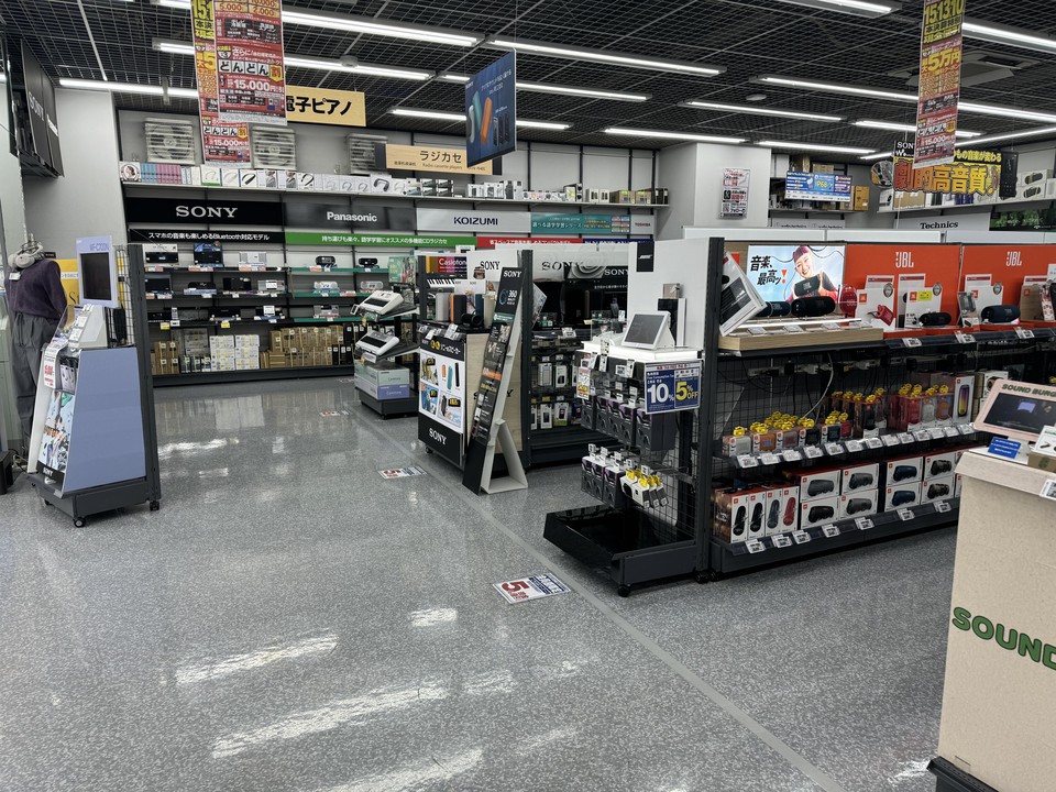 LABIの店内の電化製品売り場