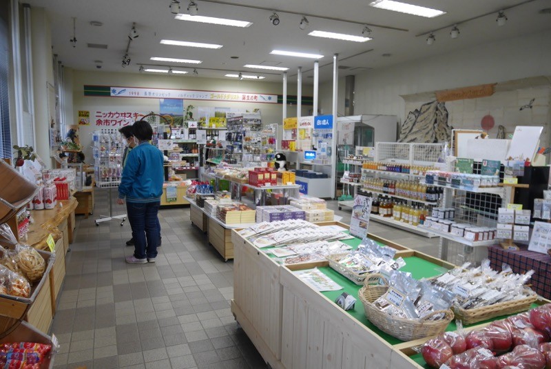 産直コーナーもある。