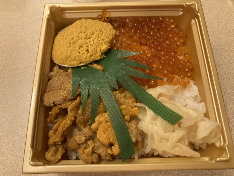 うにの貝焼き食べ比べ弁当