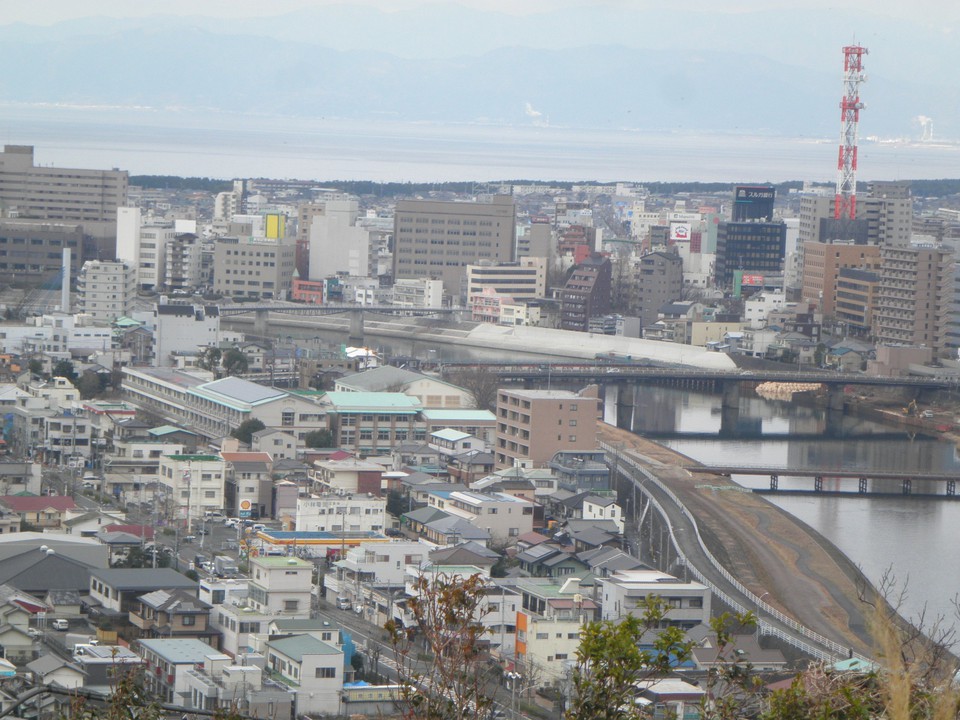 香陵台から見る市街地