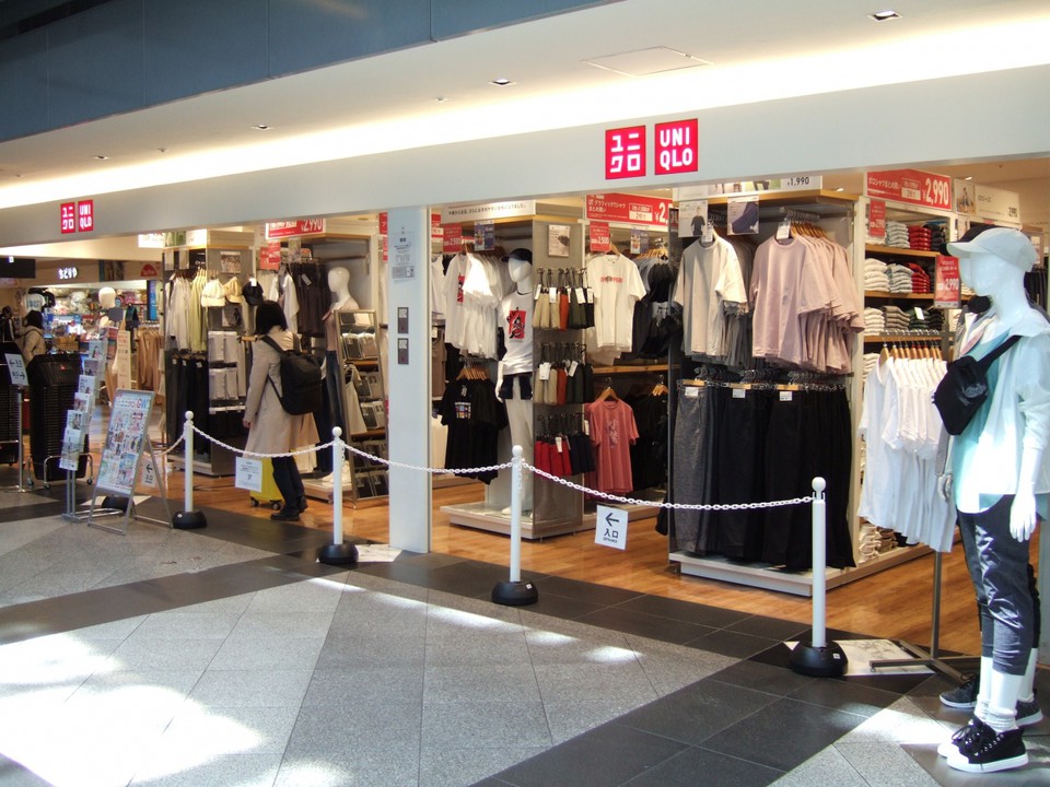 センターコート横にあります