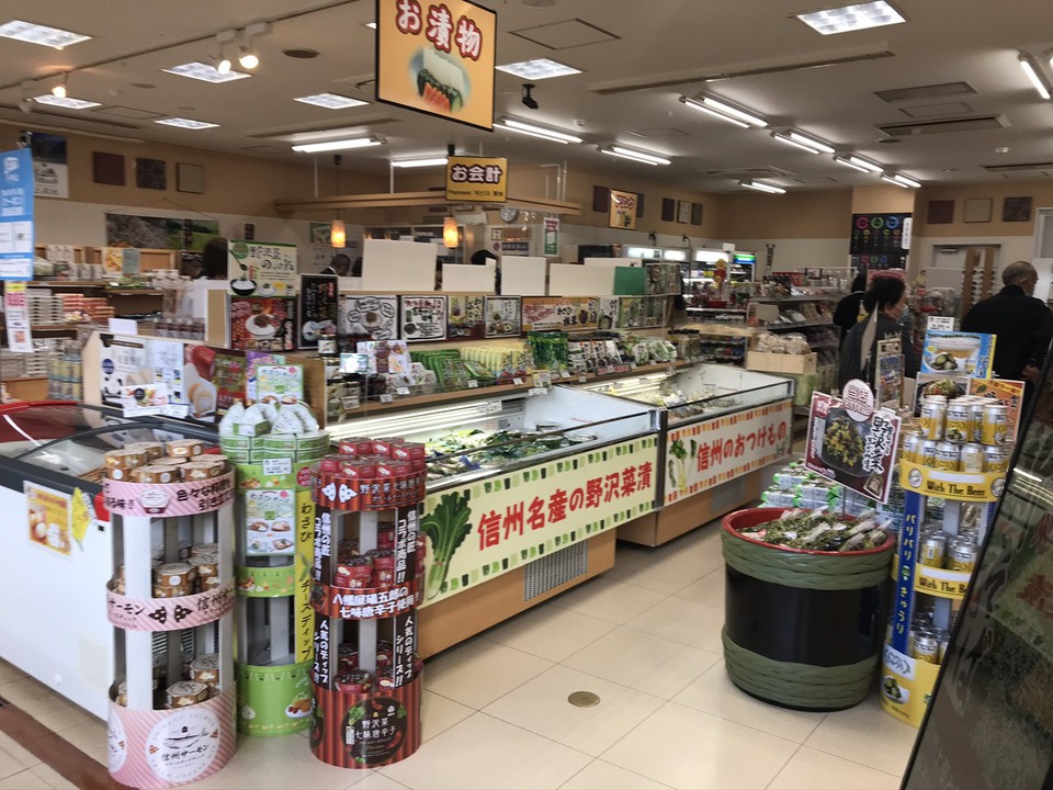 店内・お土産コーナー