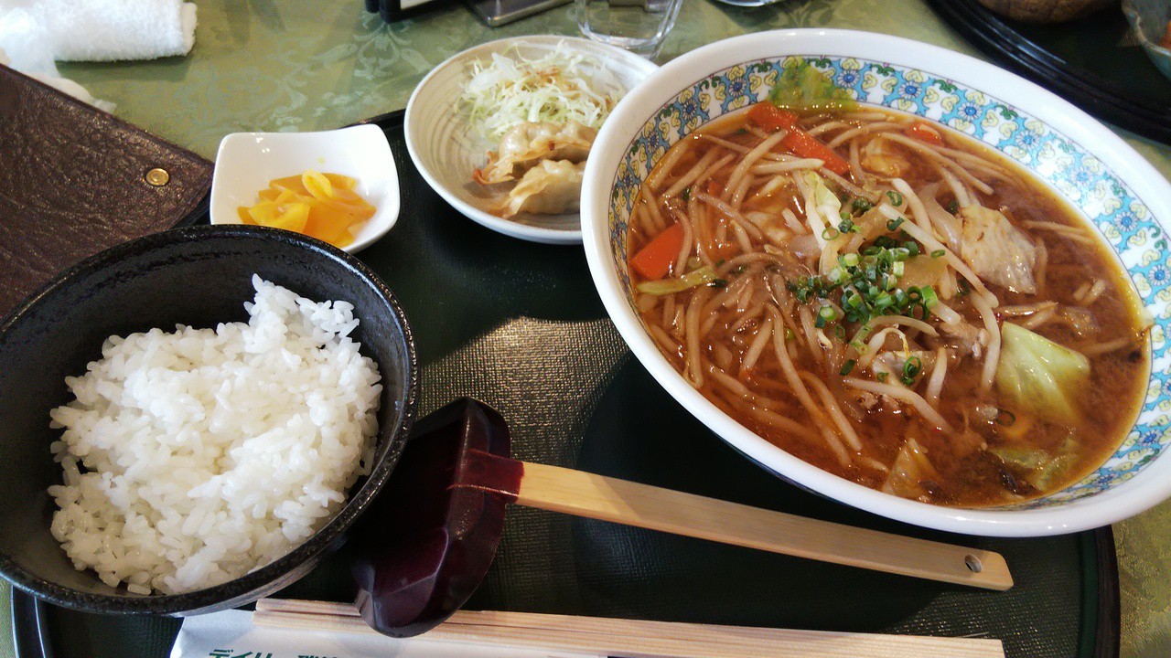 昼食