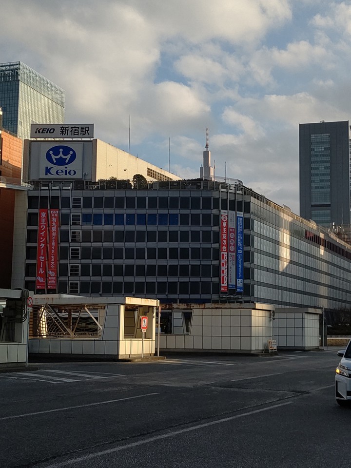 京王百貨店の外観